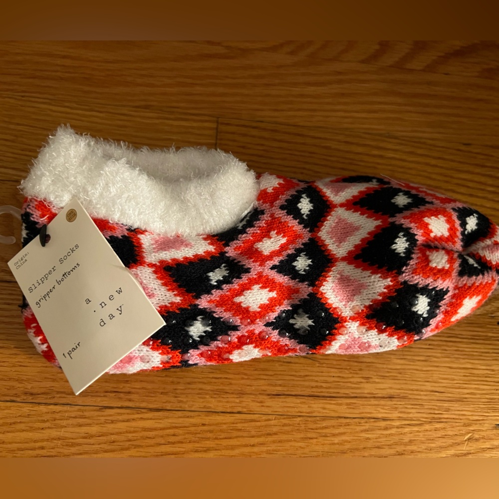 Grip fuzzy slipper socks